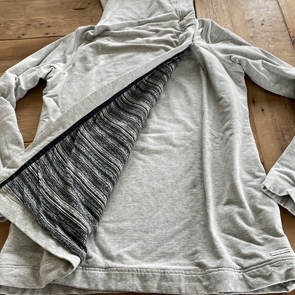 Lululemon Jacket - Picture 3 of 9